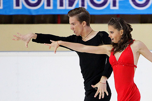 Танцевальная пара С. Шевченко и И. Еременко завоевала лидерство среди юных спортсменов на турнире Гран-при в Австрии