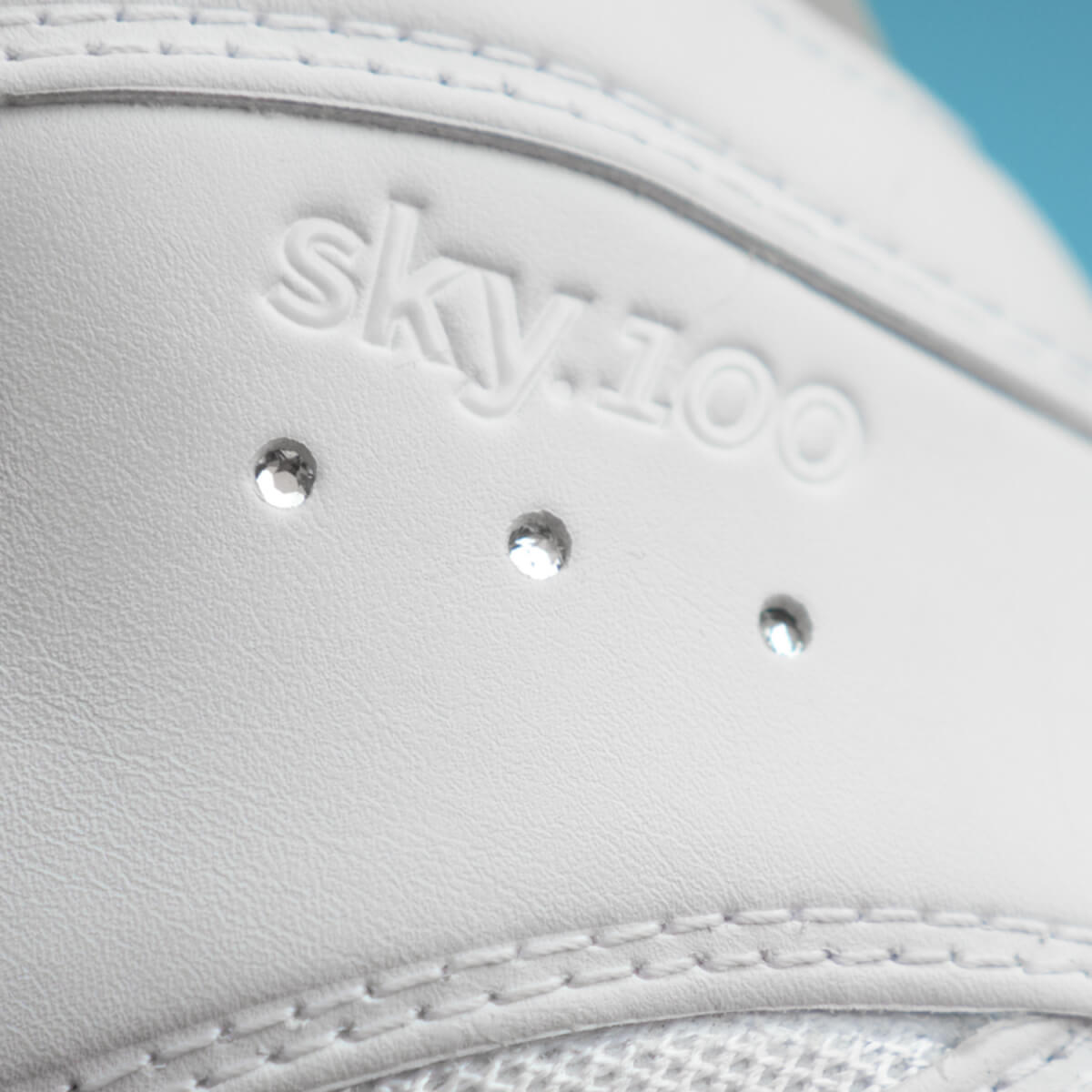 Коньки Aura Sky 100 (белые)